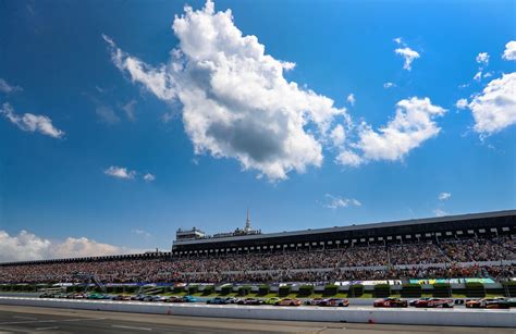 city that hosts the nascar race with the largest purse|NASCAR finalizing deal to add Mexico City to Cup .